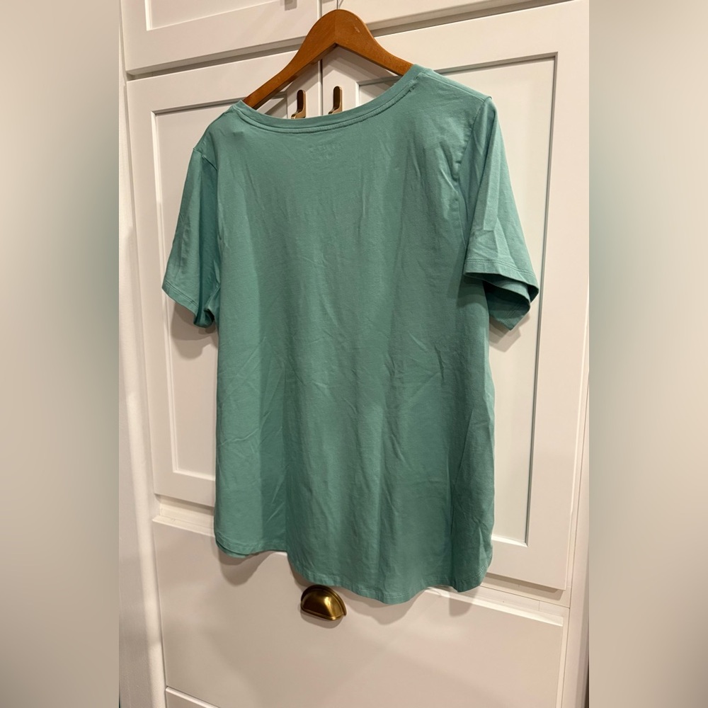 Ava & Viv Green Relaxed 1x Short Sleeve T-Shirt (worn once) - Picture 5 of 5